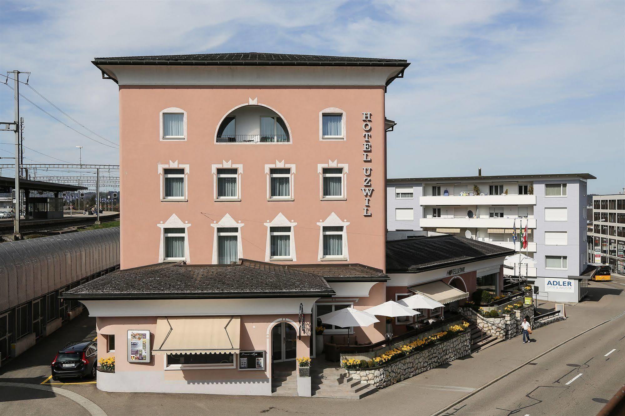 Hotel Uzwil Exteriör bild
